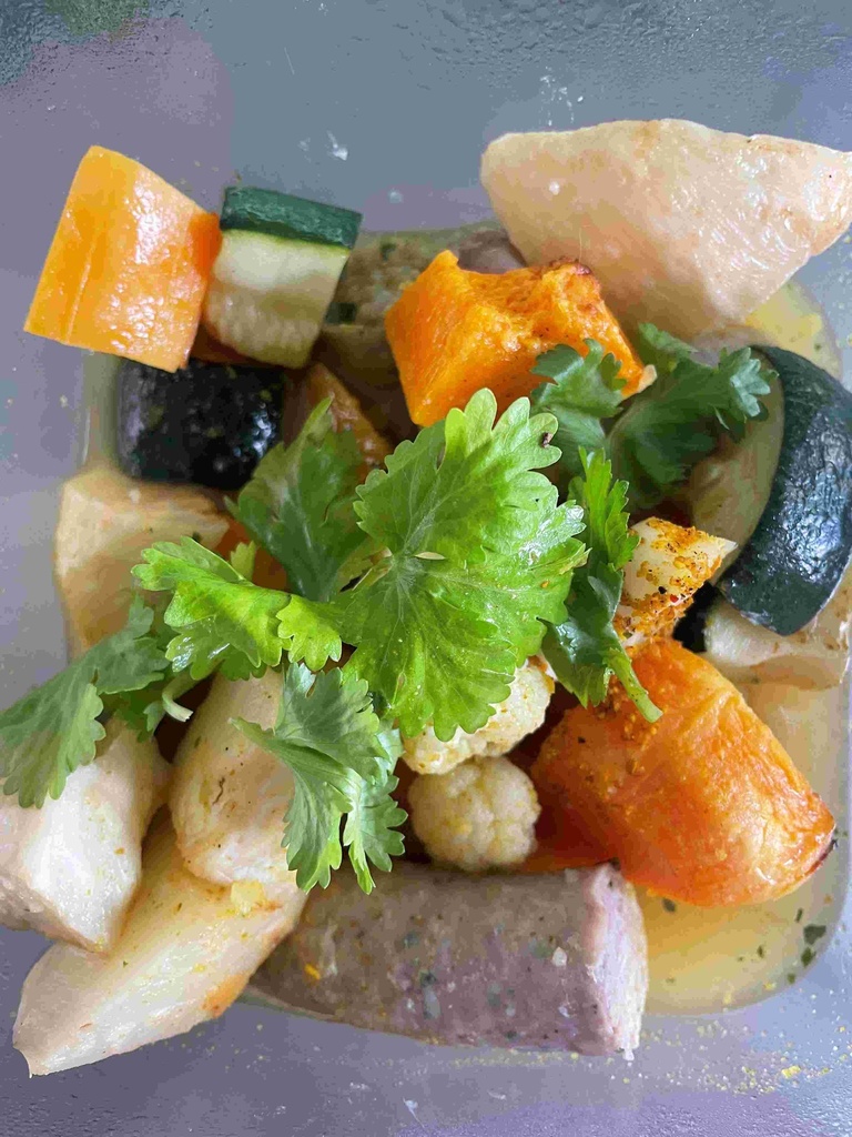 Couscous chipolata/merguez aux légumes de saison rôtis et semoule - Mardi