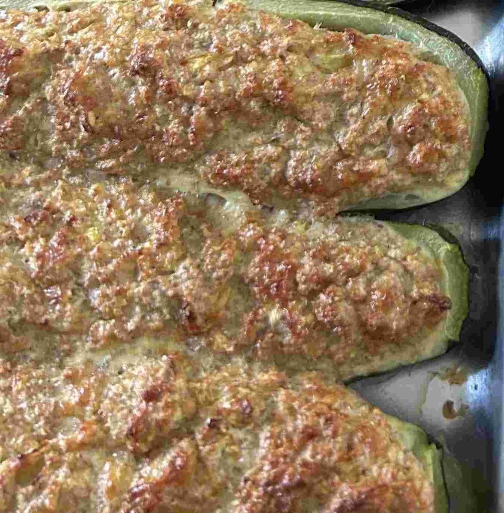 Courgettes farcie à l'emmental - Lundi