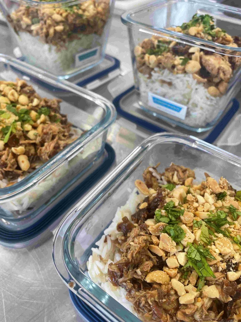 Effiloché de poulet aux cacahuètes - Mardi