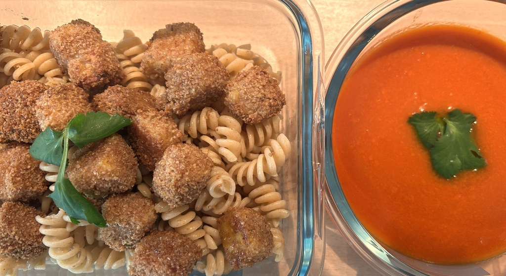 Crousti-halloumi du four, spirelli complets et coulis de tomate - Mardi